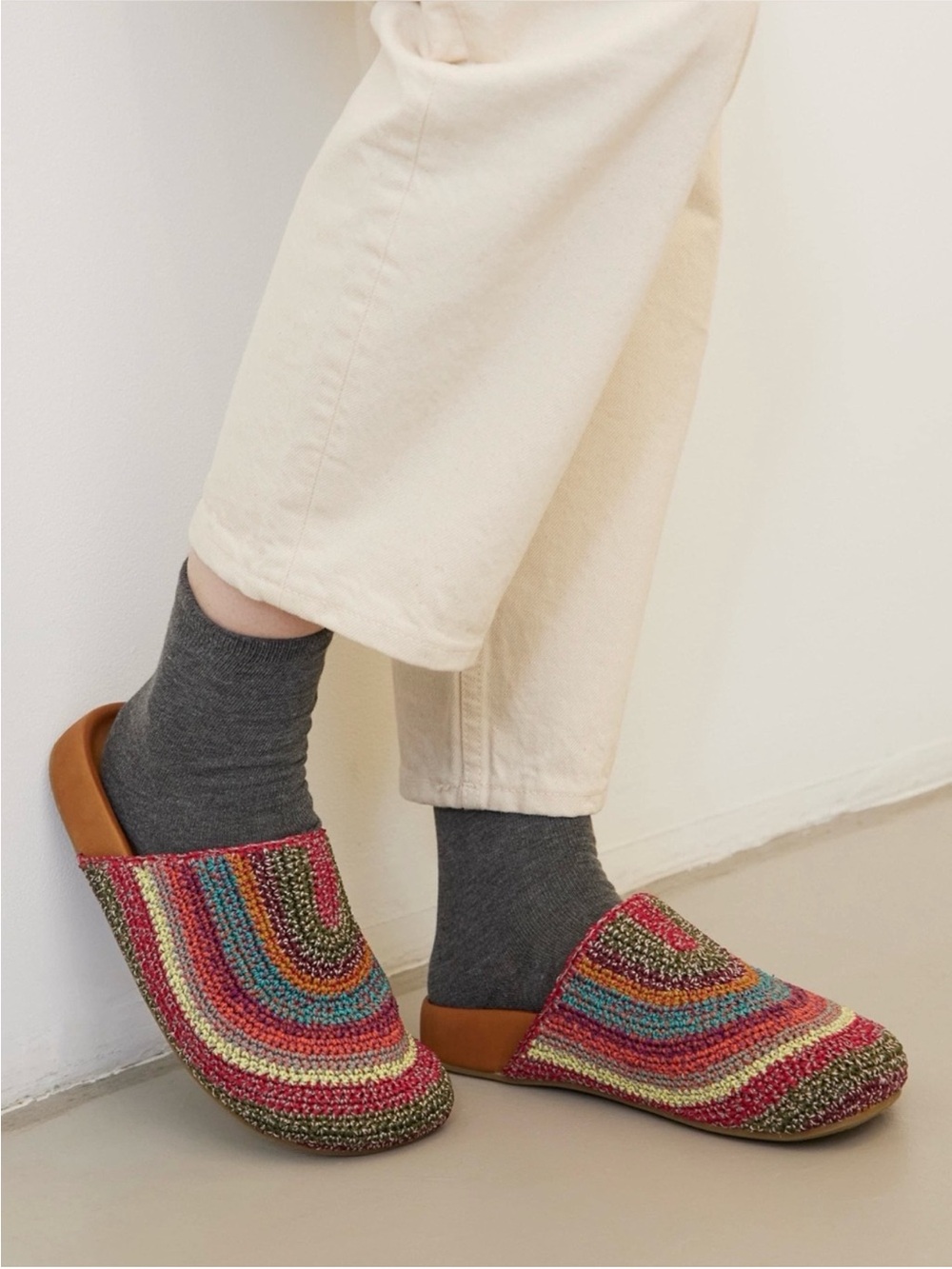 The Sak Bolinas Handwoven Multicolor Sunset Stripe Colorway Crochet Mules 10 - Picture 9 of 11